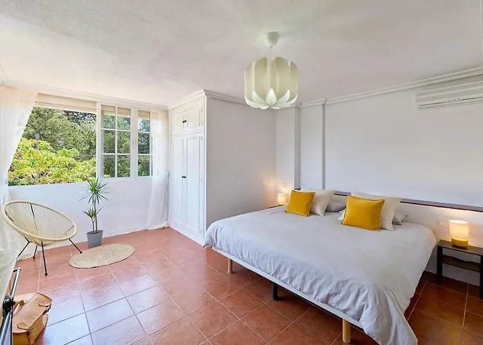 Calma Casa Mayor - Your Mediterranean Office Torremolinos