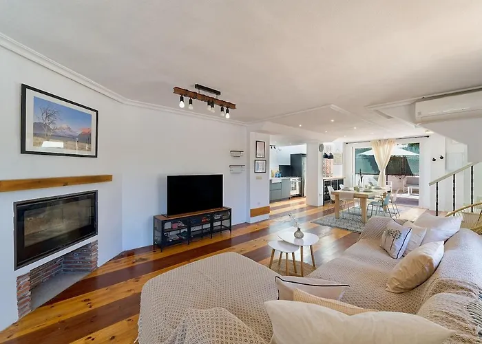 Calma Casa Mayor - Your Mediterranean Office Torremolinos